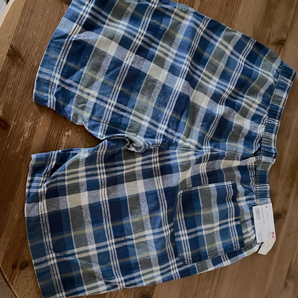 UNIQLO EASY SHORTS